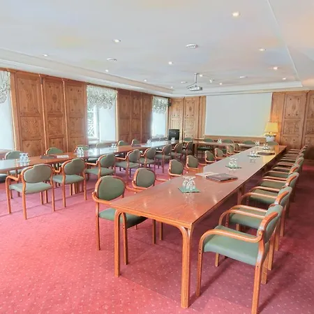 Tiefenbrunner Kitzbuhel