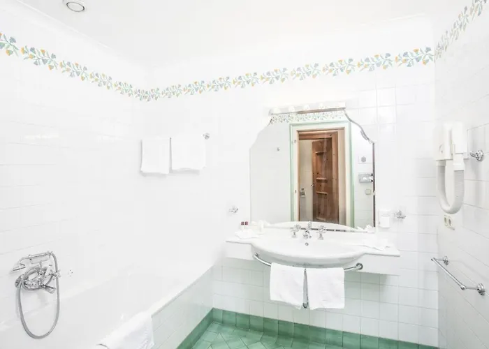 Hotel Tiefenbrunner 4*