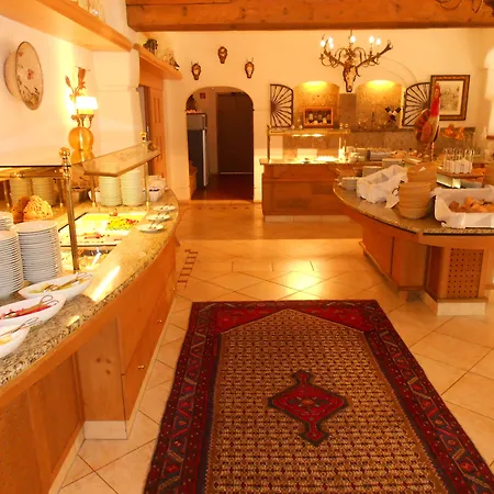 Tiefenbrunner Otel 4*