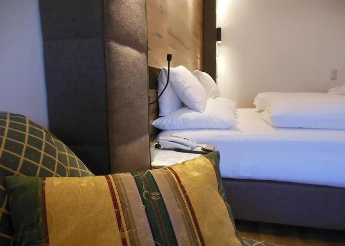 Otel Tiefenbrunner 4*